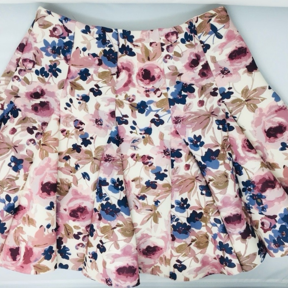 LC Lauren Conrad Runway Floral Scuba Skirt Size 14 Flared Date Night - Picture 3 of 11